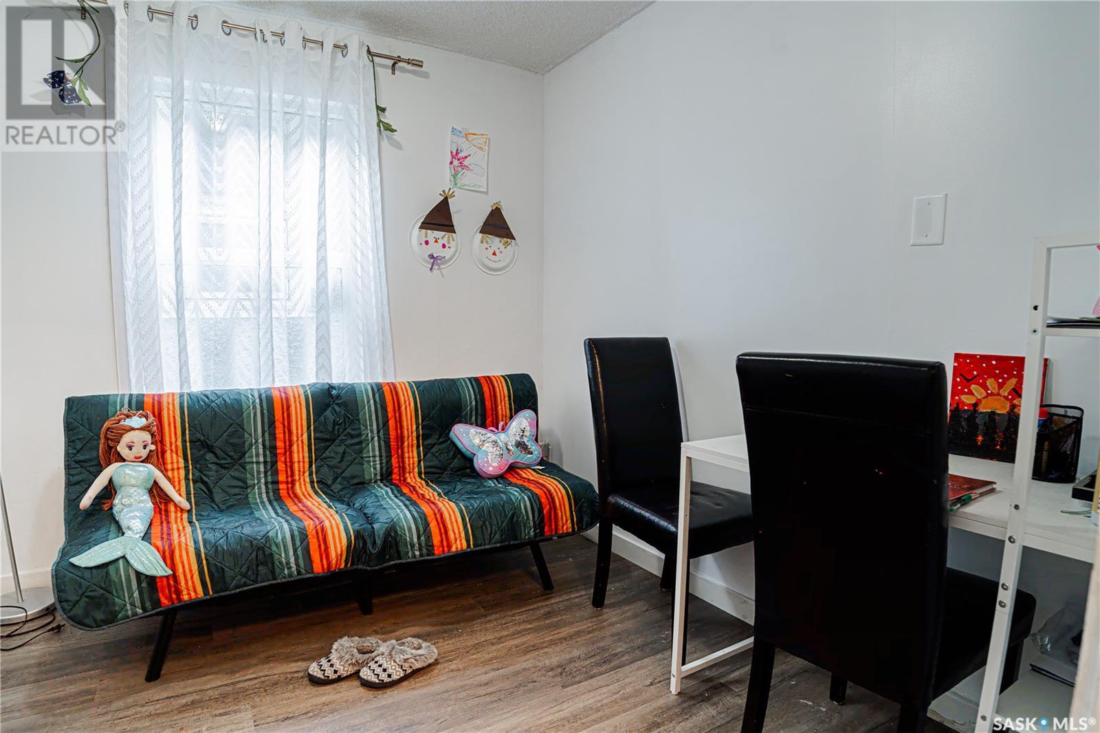 Photo 8 of 1619 Lorne Avenue, Saskatoon SK