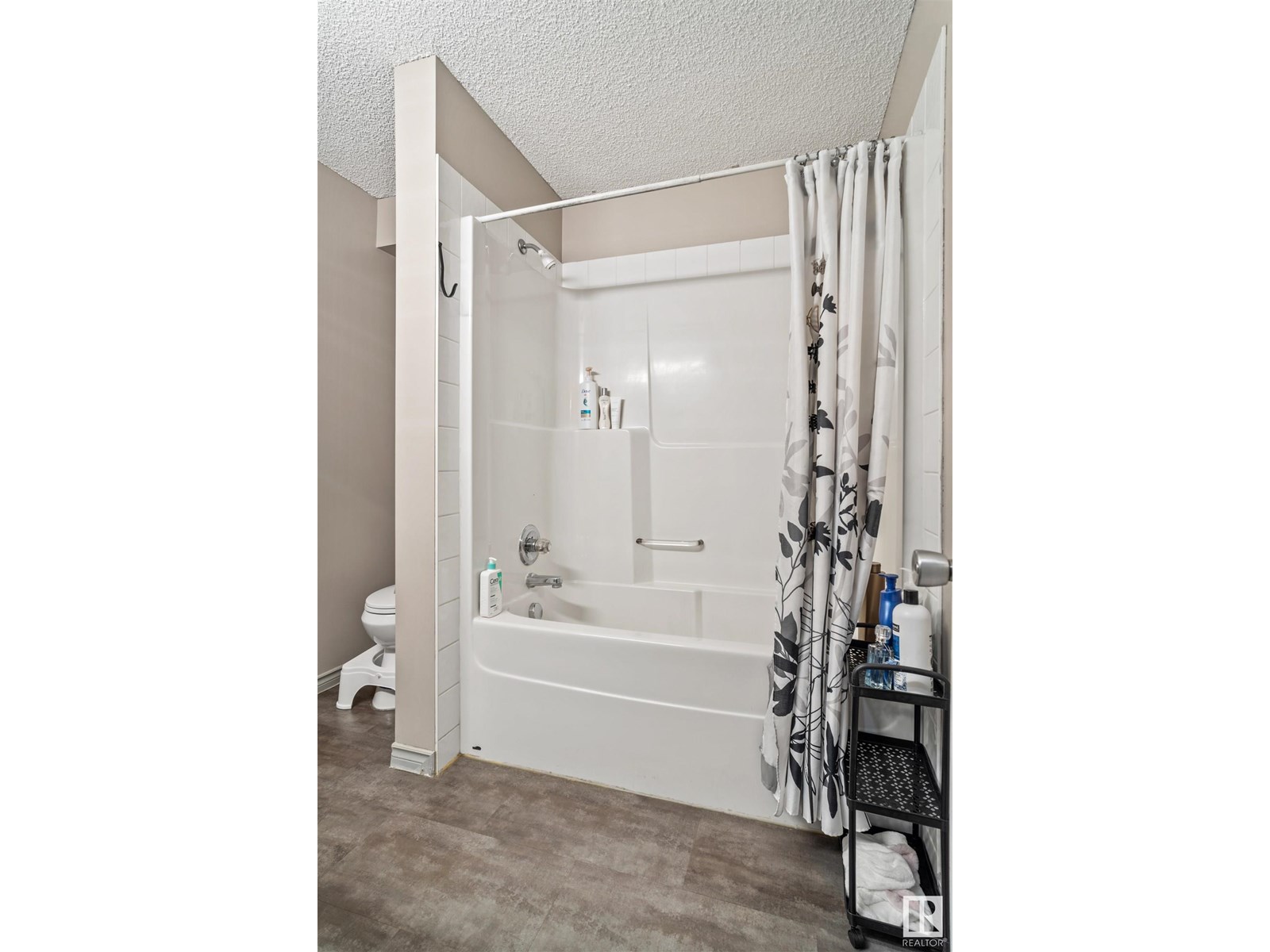 Photo 5 of 3603 23 St Nw, Edmonton AB
