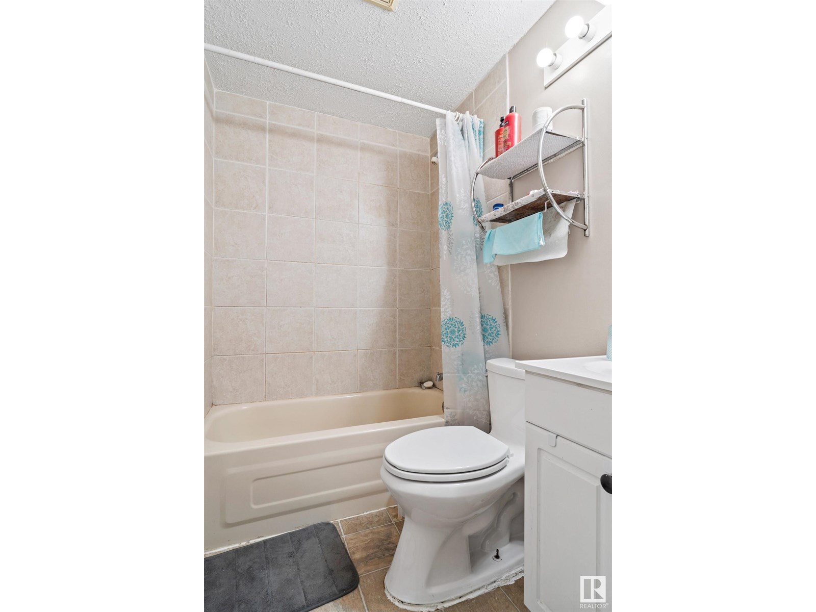Photo 15 of 3603 23 St Nw, Edmonton AB