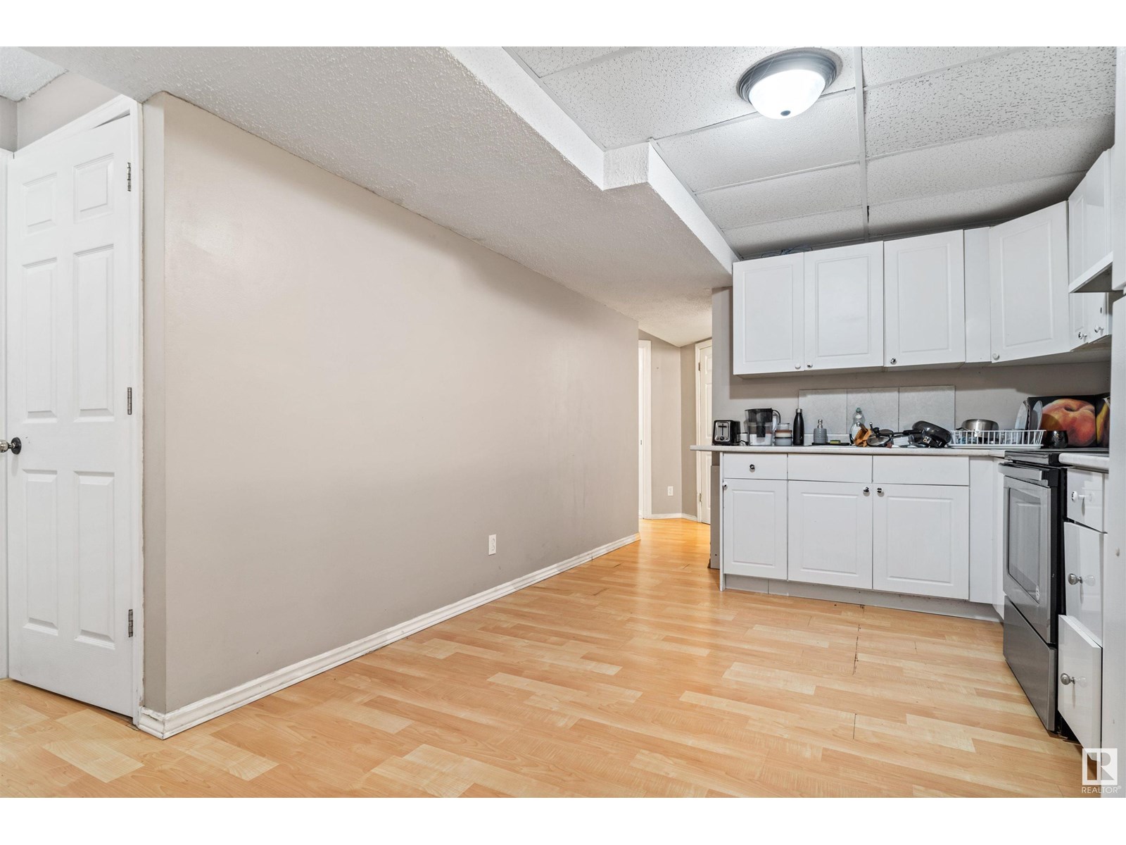Photo 8 of 3603 23 St Nw, Edmonton AB
