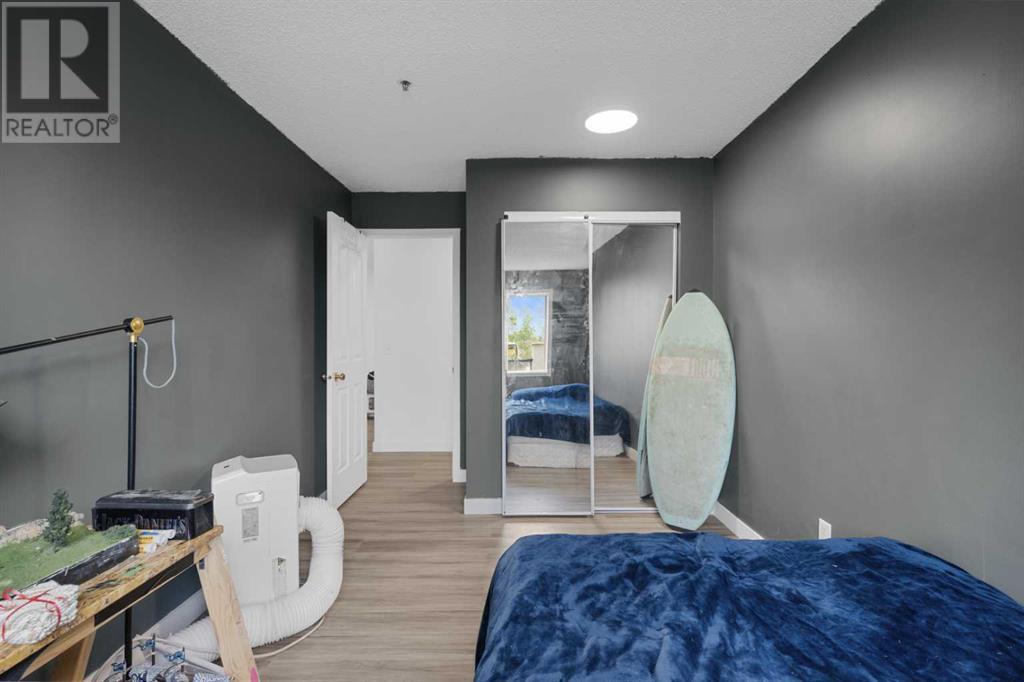 Single Family House for Sale in   Valleyview Park SE Dover Calgary 
