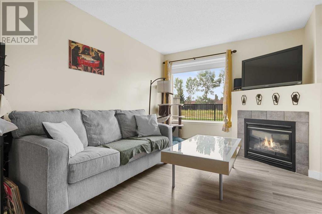 Single Family House for Sale in   Valleyview Park SE Dover Calgary 