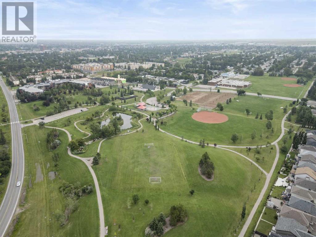Single Family House for Sale in   Valleyview Park SE Dover Calgary 