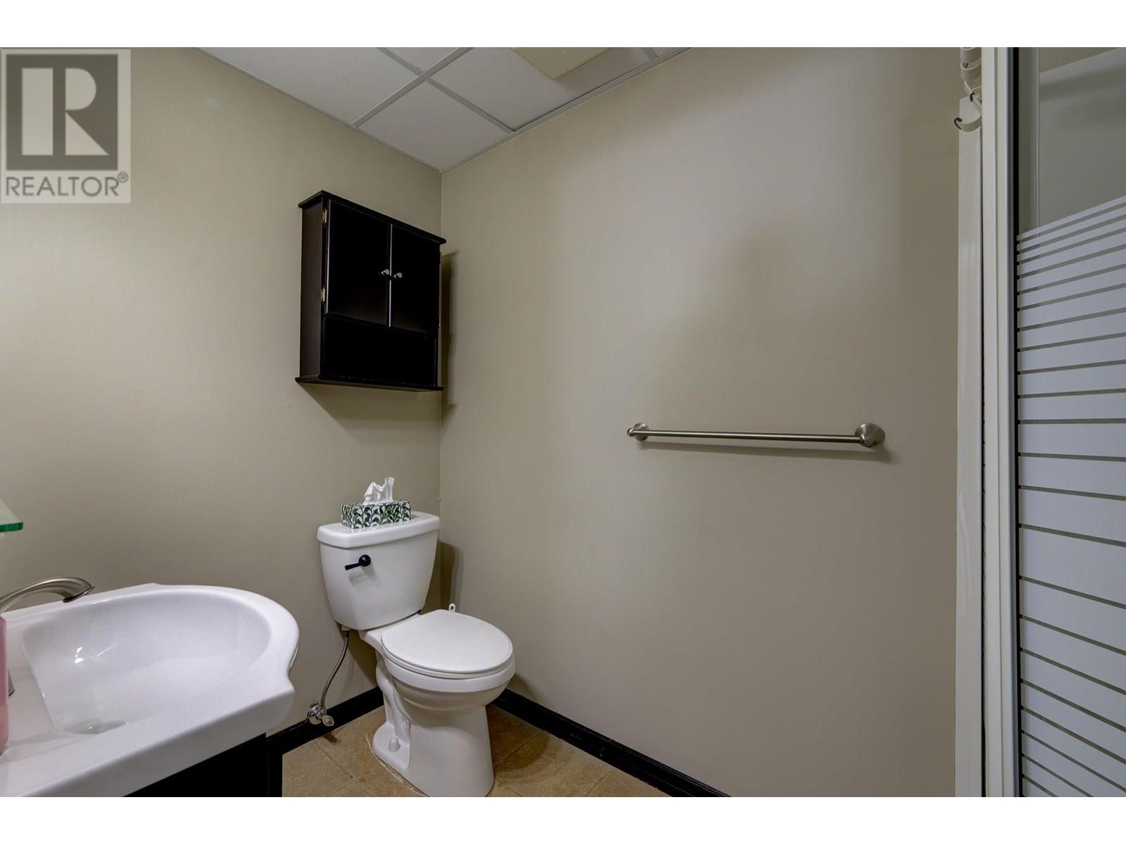 Photo 8 of 2505 Sandalwood Drive, Kamloops BC