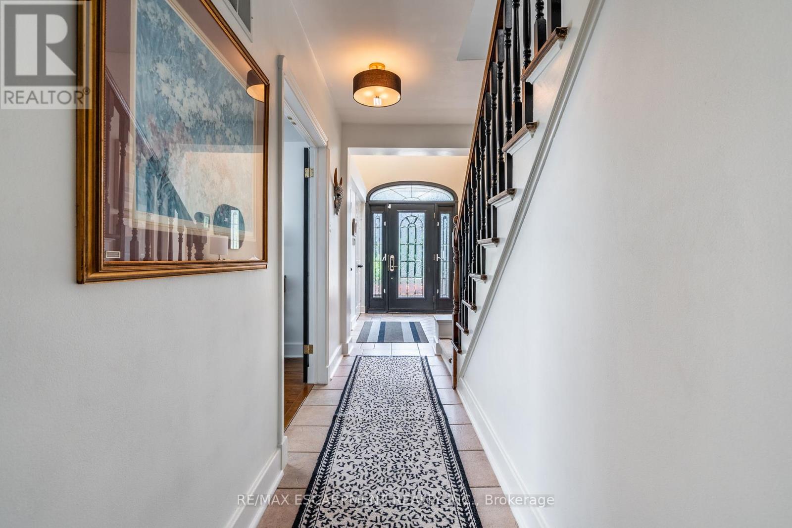 Photo 38 of 60 Inverness Avenue W, Hamilton ON