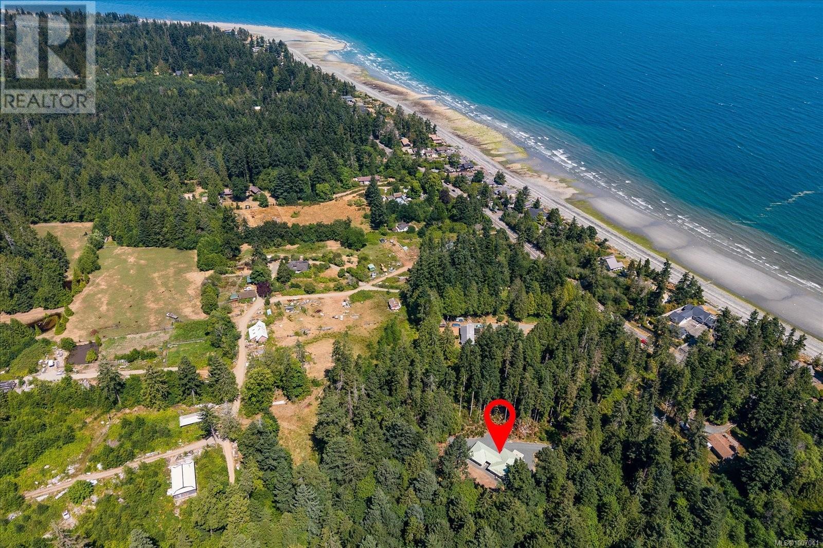 Photo 45 of 6208 Island Hwy W, Qualicum Beach BC
