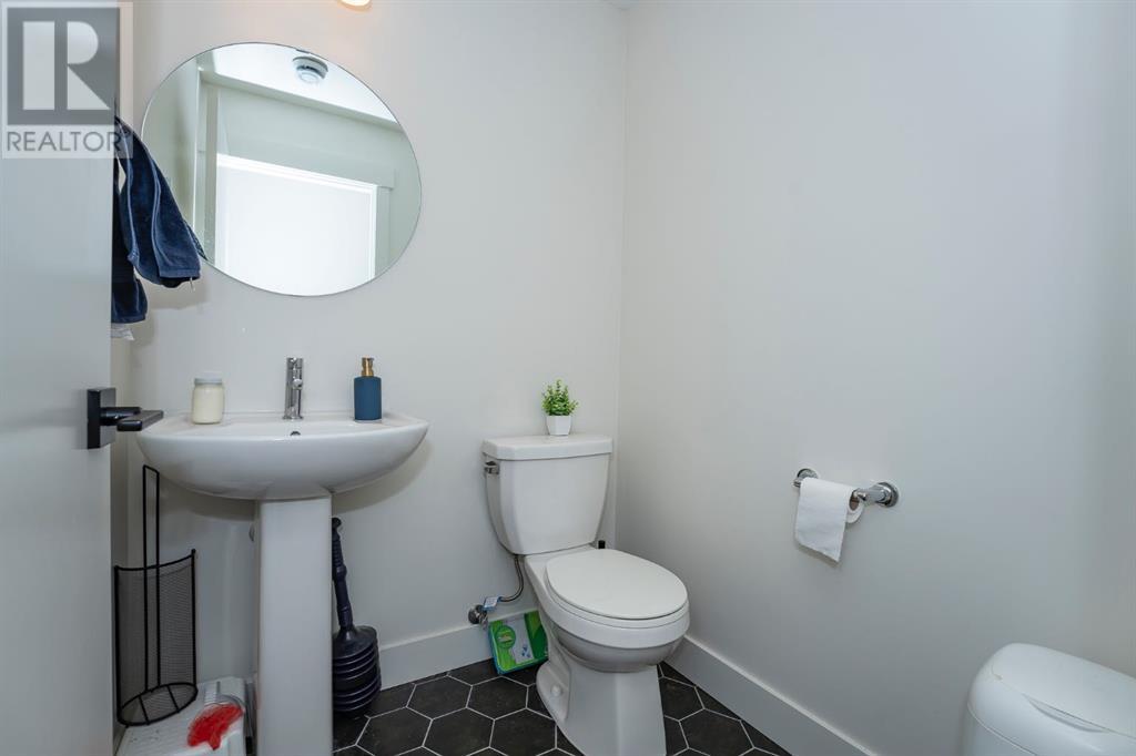 Photo 10 of 4673 Seton Drive Se, Calgary AB