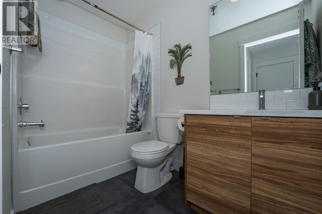 Photo 14 of 4673 Seton Drive Se, Calgary AB