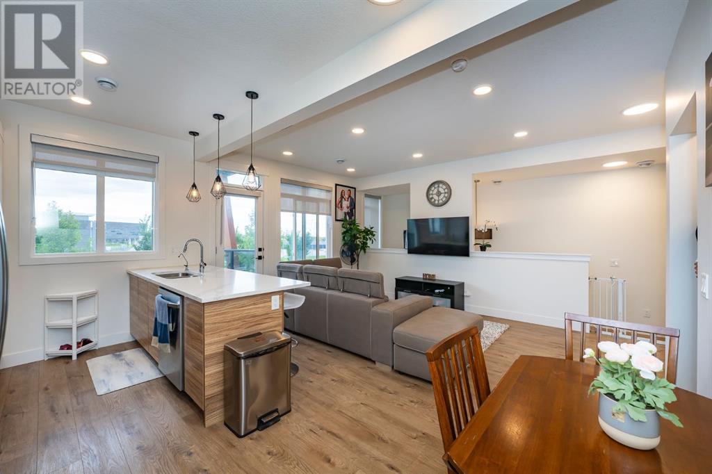 Photo 7 of 4673 Seton Drive Se, Calgary AB