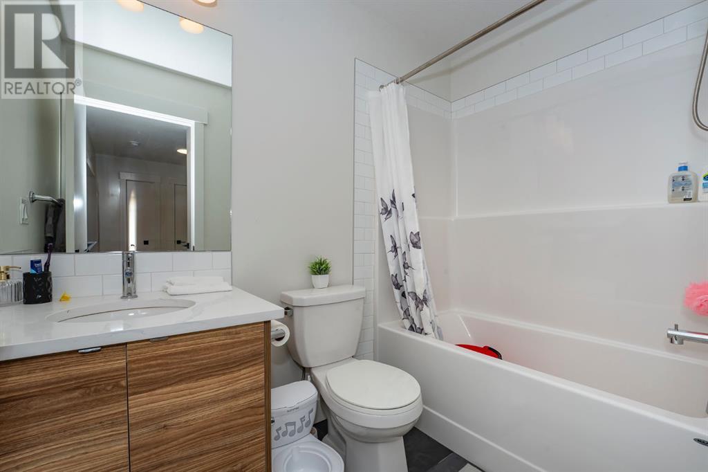 Photo 17 of 4673 Seton Drive Se, Calgary AB