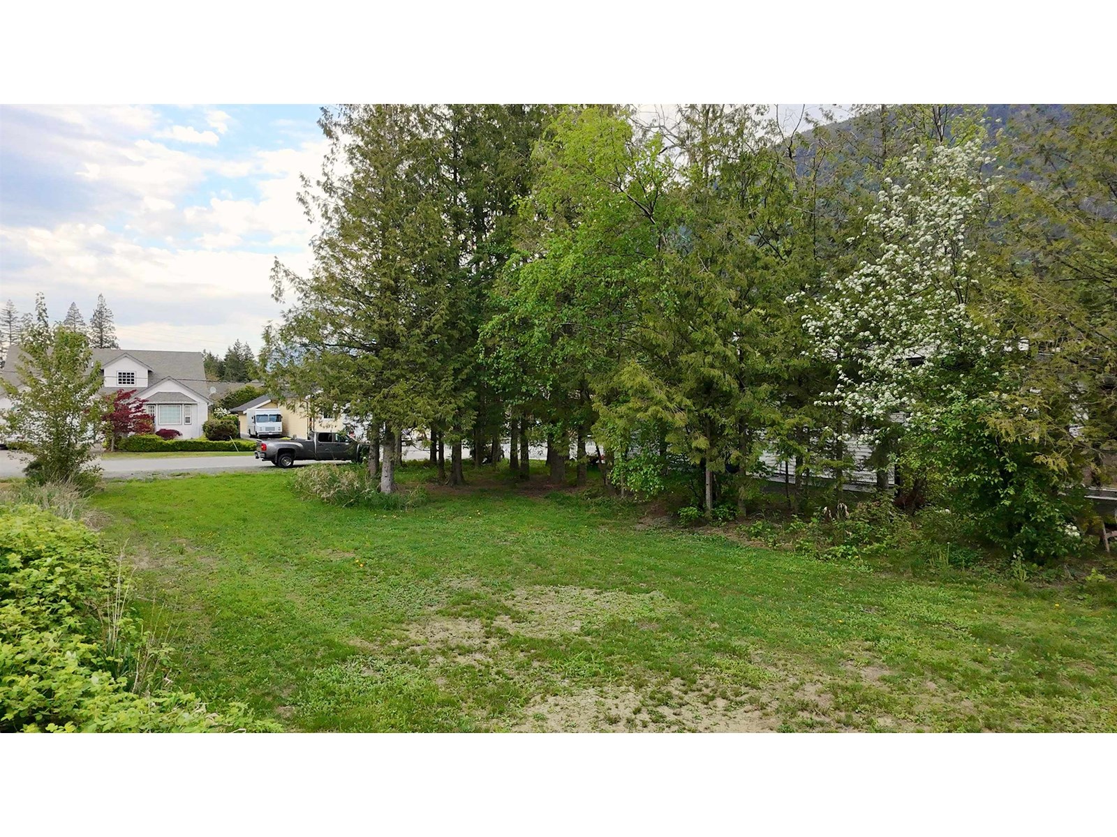 454 ALDER AVENUE, Harrison Hot Springs, Harrison Hot Springs