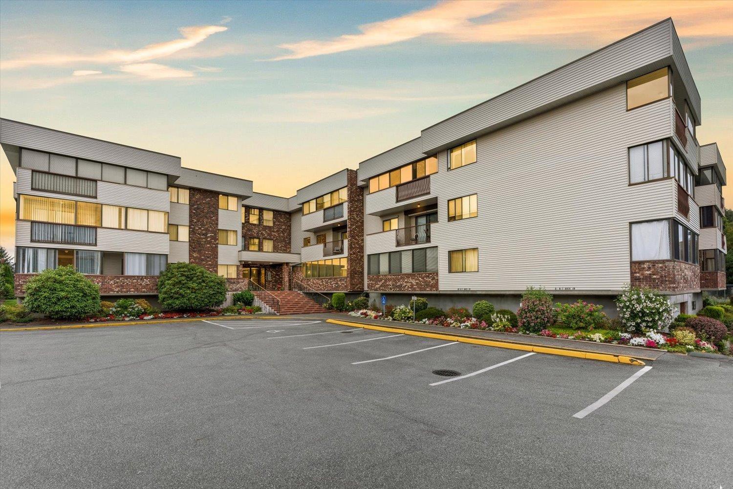 106 33369 OLD YALE ROAD, Abbotsford