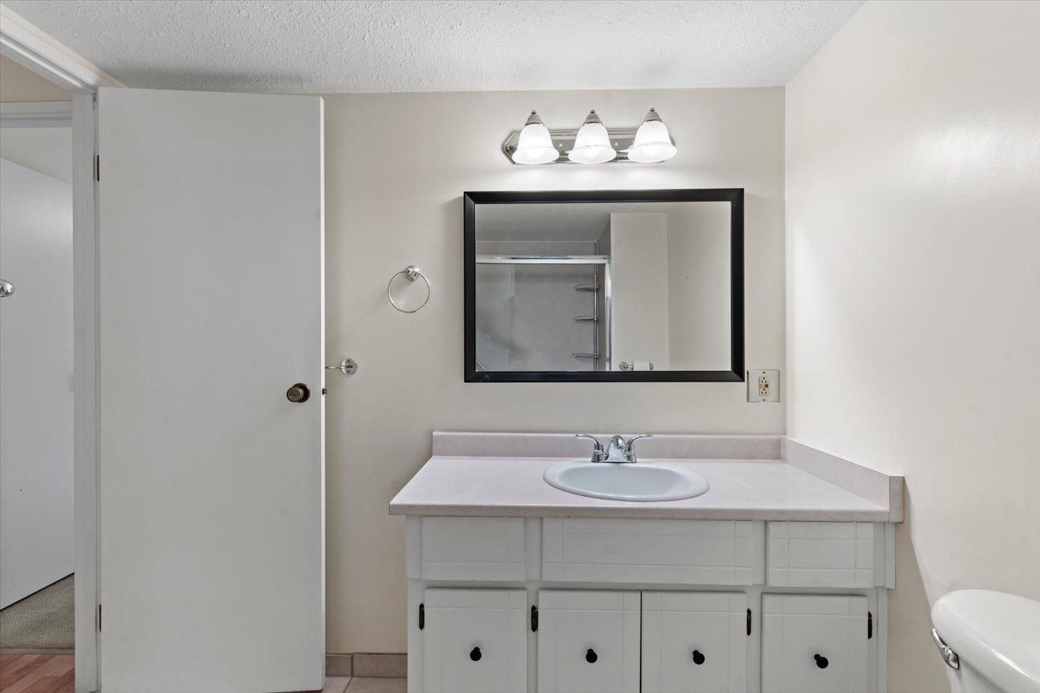 106 33369 OLD YALE ROAD, Abbotsford