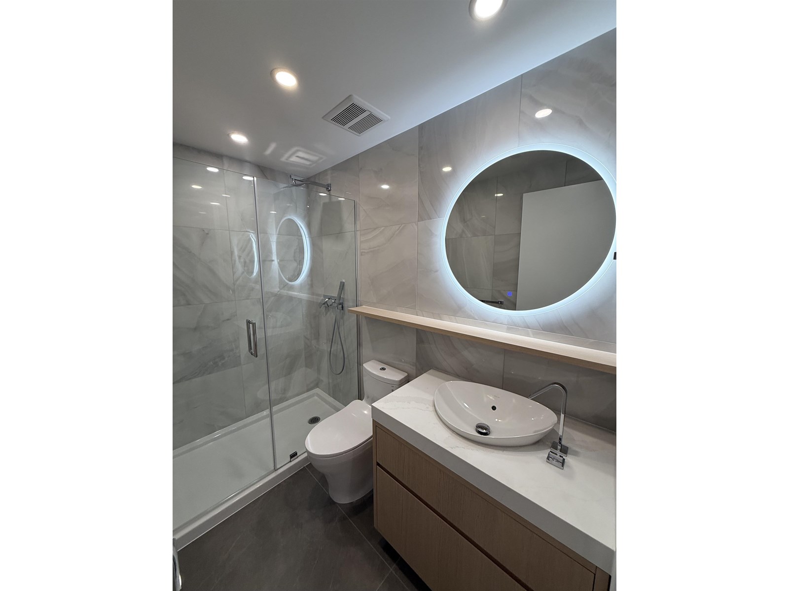 410 1342 JOHNSTON ROAD, White Rock