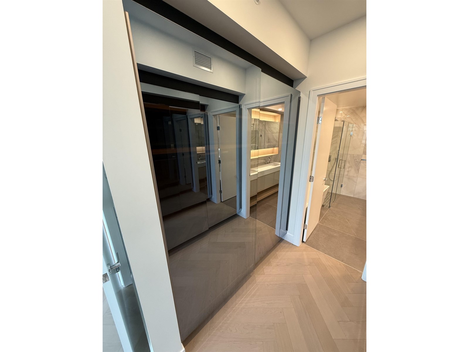 410 1342 JOHNSTON ROAD, White Rock