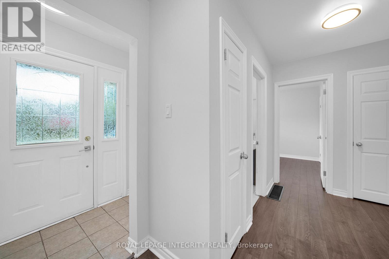Photo 20 of 18 Sullivan Avenue, Ottawa ON