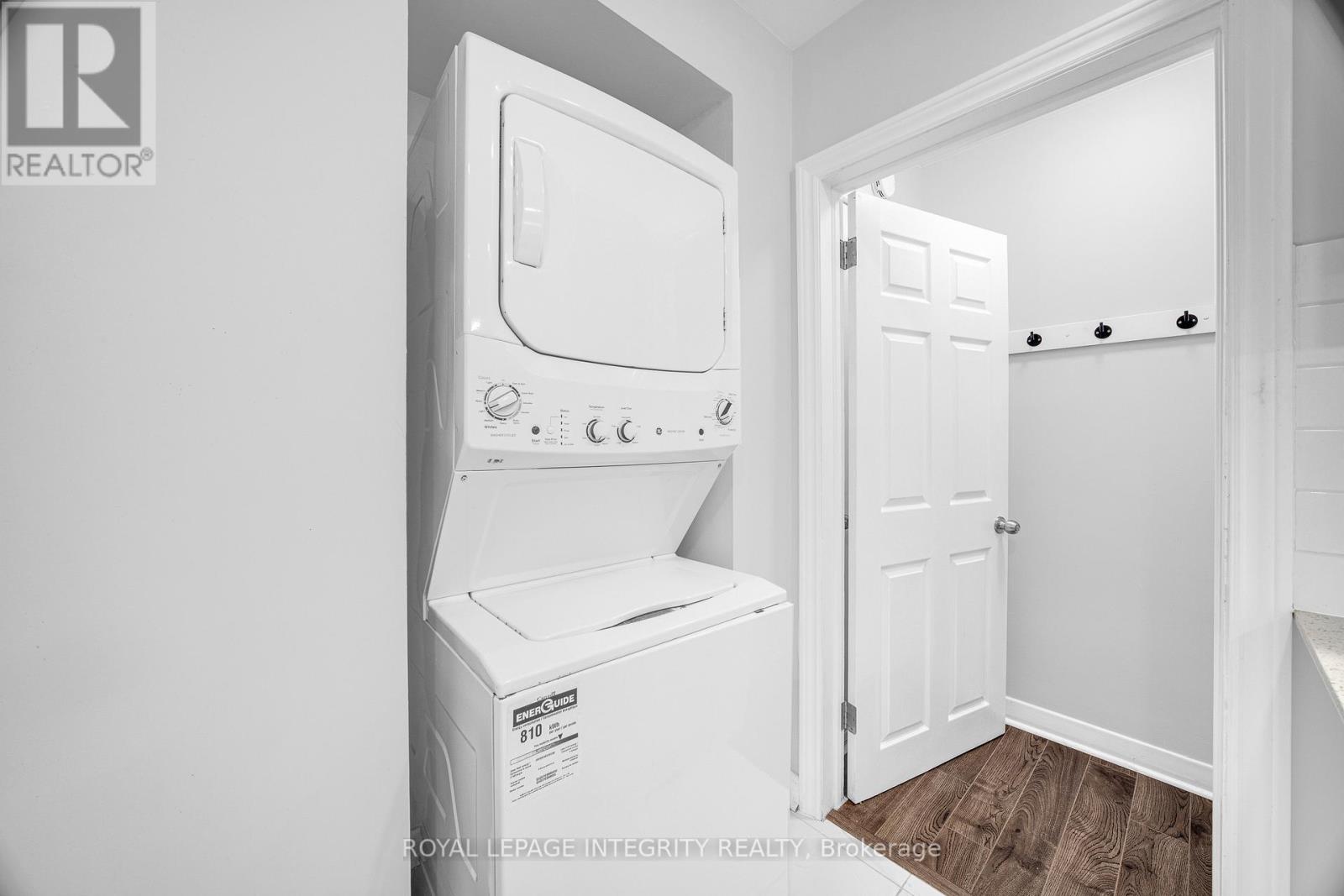 Photo 28 of 18 Sullivan Avenue, Ottawa ON