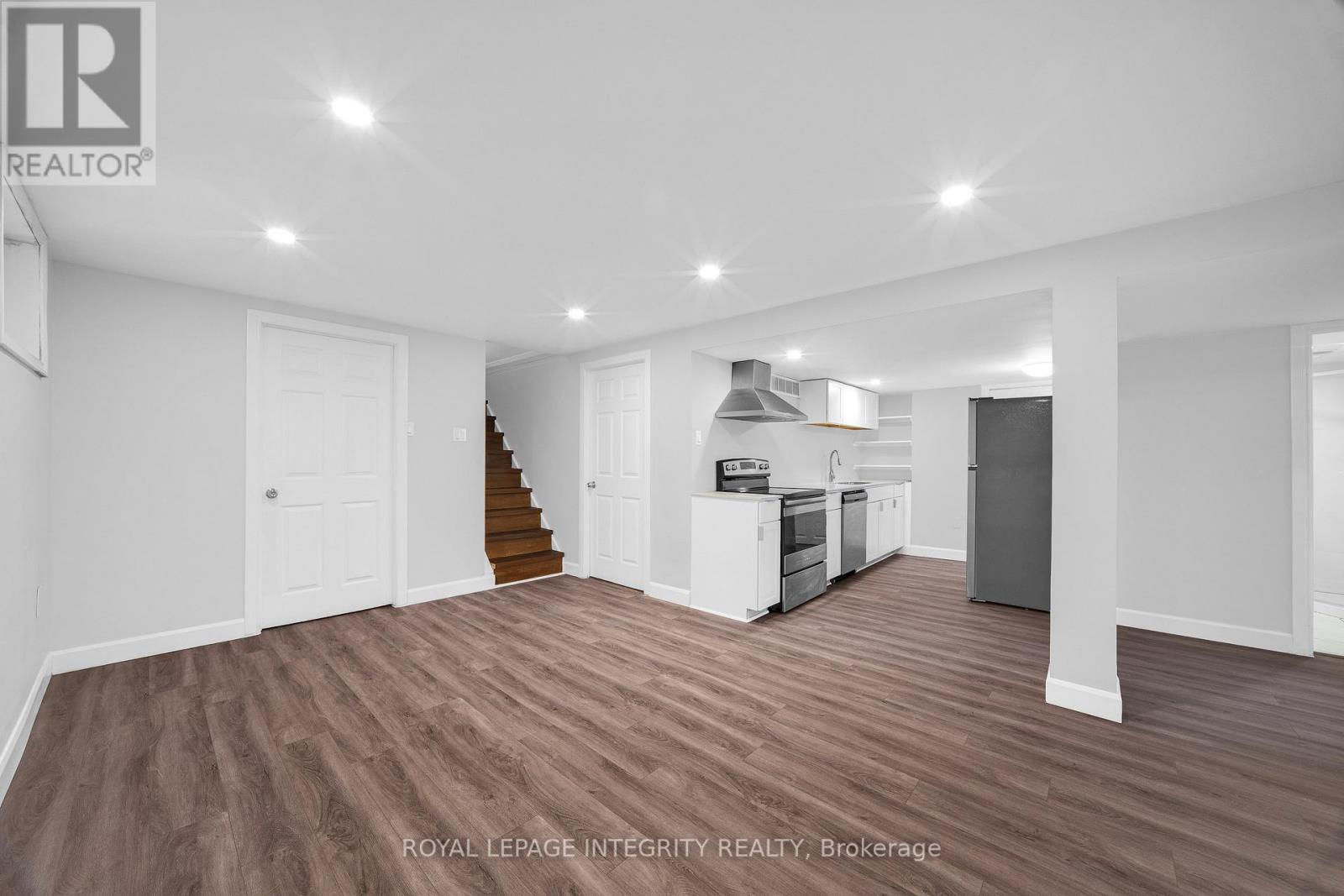 Photo 29 of 18 Sullivan Avenue, Ottawa ON