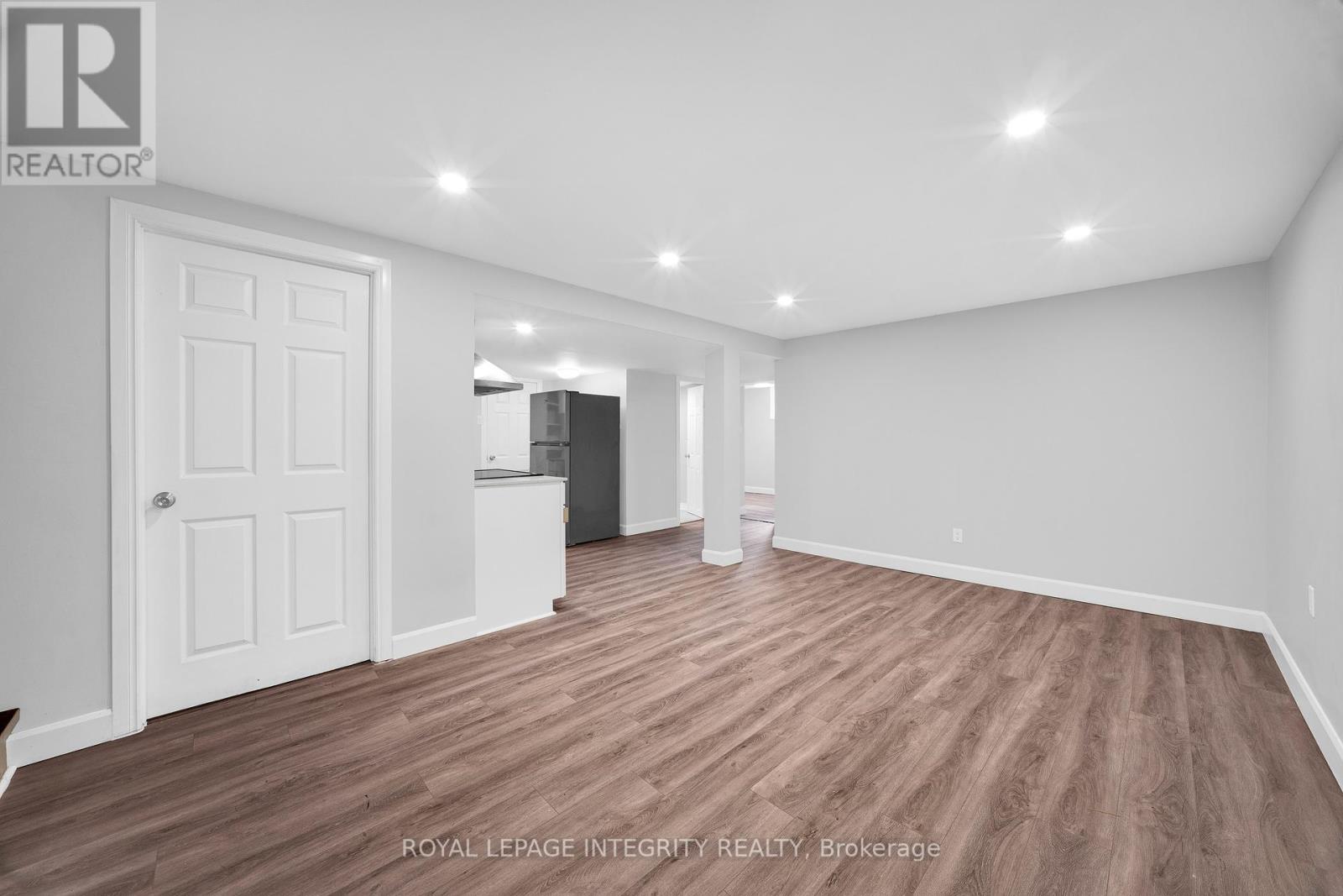 Photo 32 of 18 Sullivan Avenue, Ottawa ON