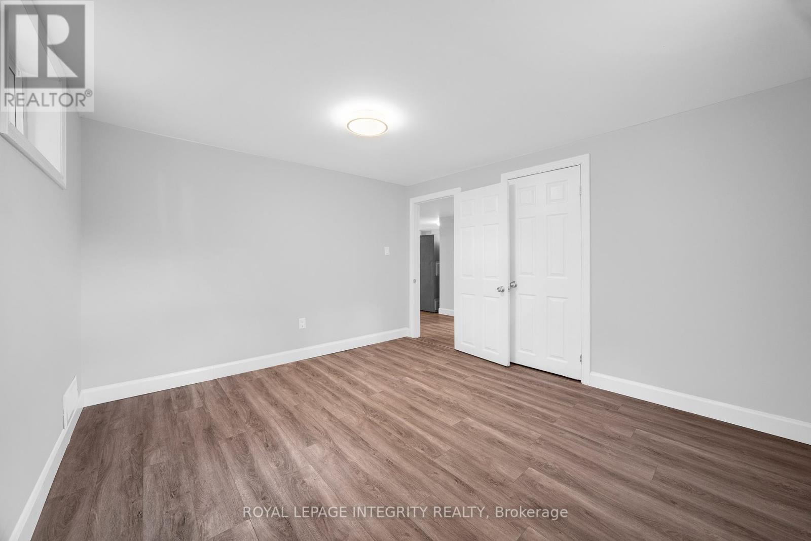 Photo 37 of 18 Sullivan Avenue, Ottawa ON