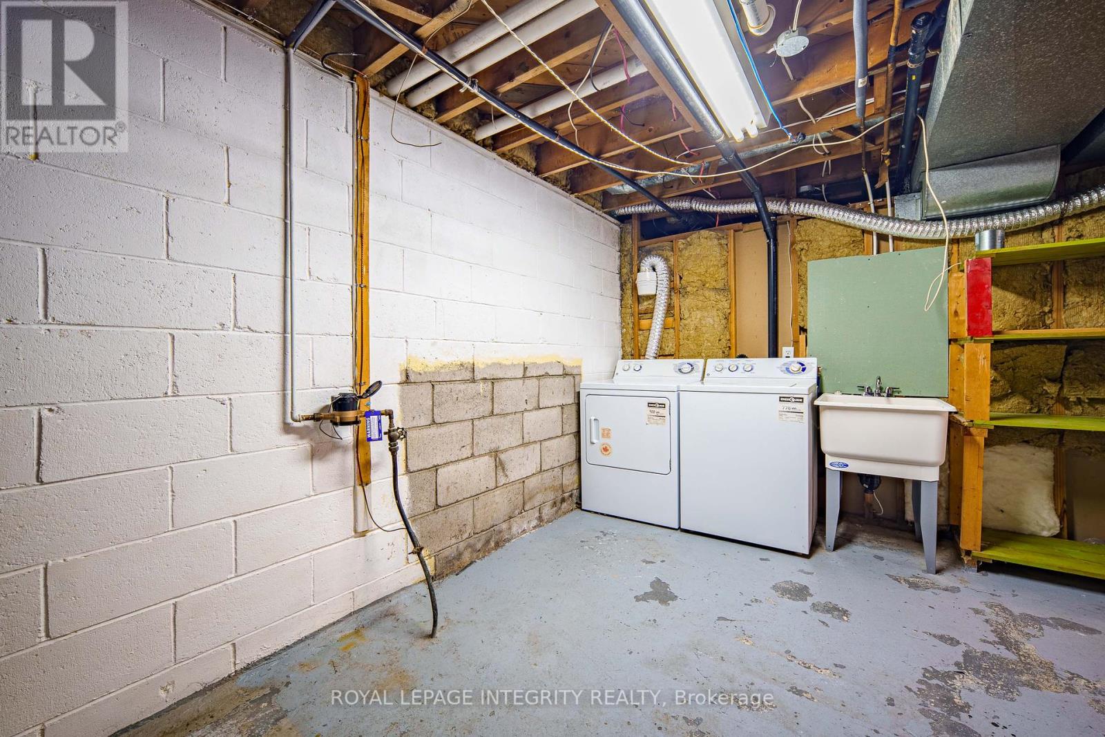 Photo 41 of 18 Sullivan Avenue, Ottawa ON