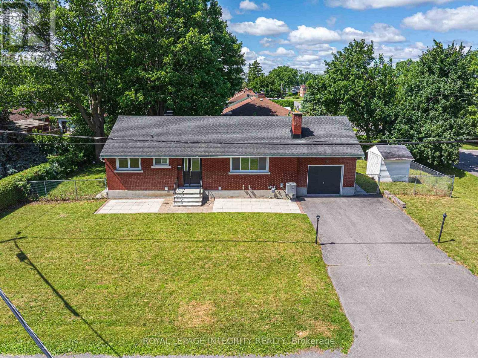 Photo 42 of 18 Sullivan Avenue, Ottawa ON