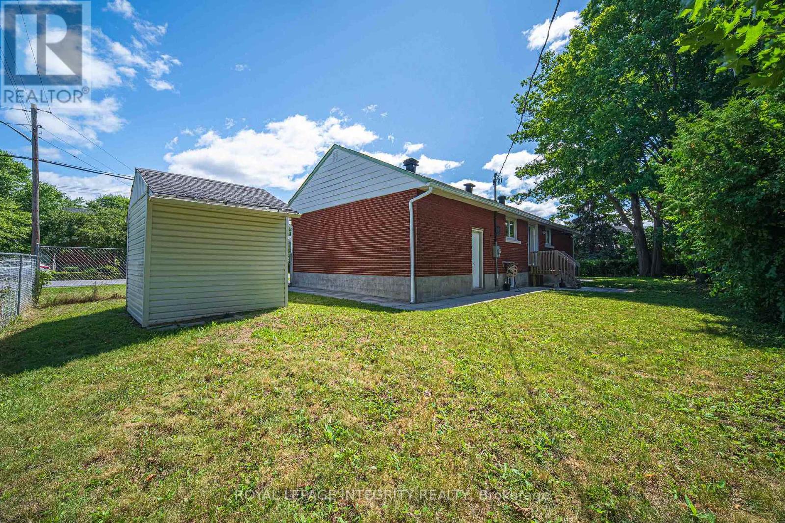 Photo 46 of 18 Sullivan Avenue, Ottawa ON