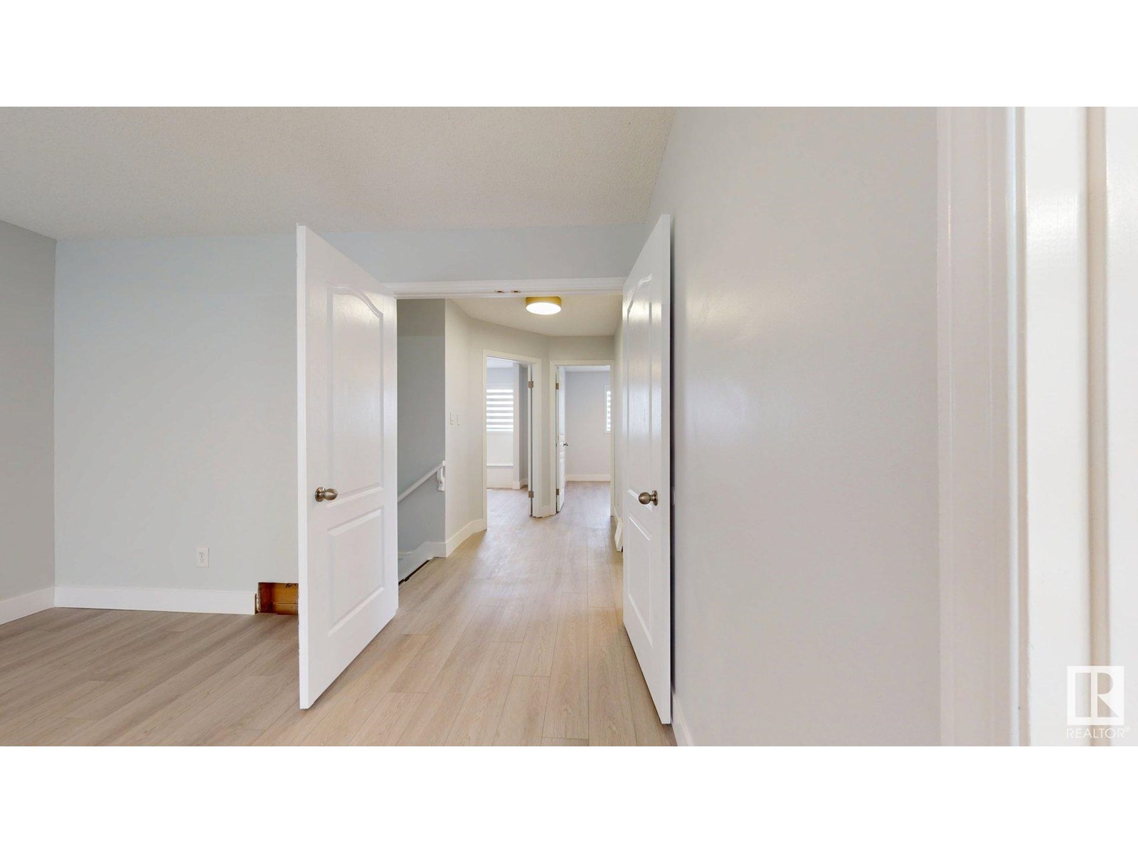 Photo 26 of 1415 49 A St Nw, Edmonton AB