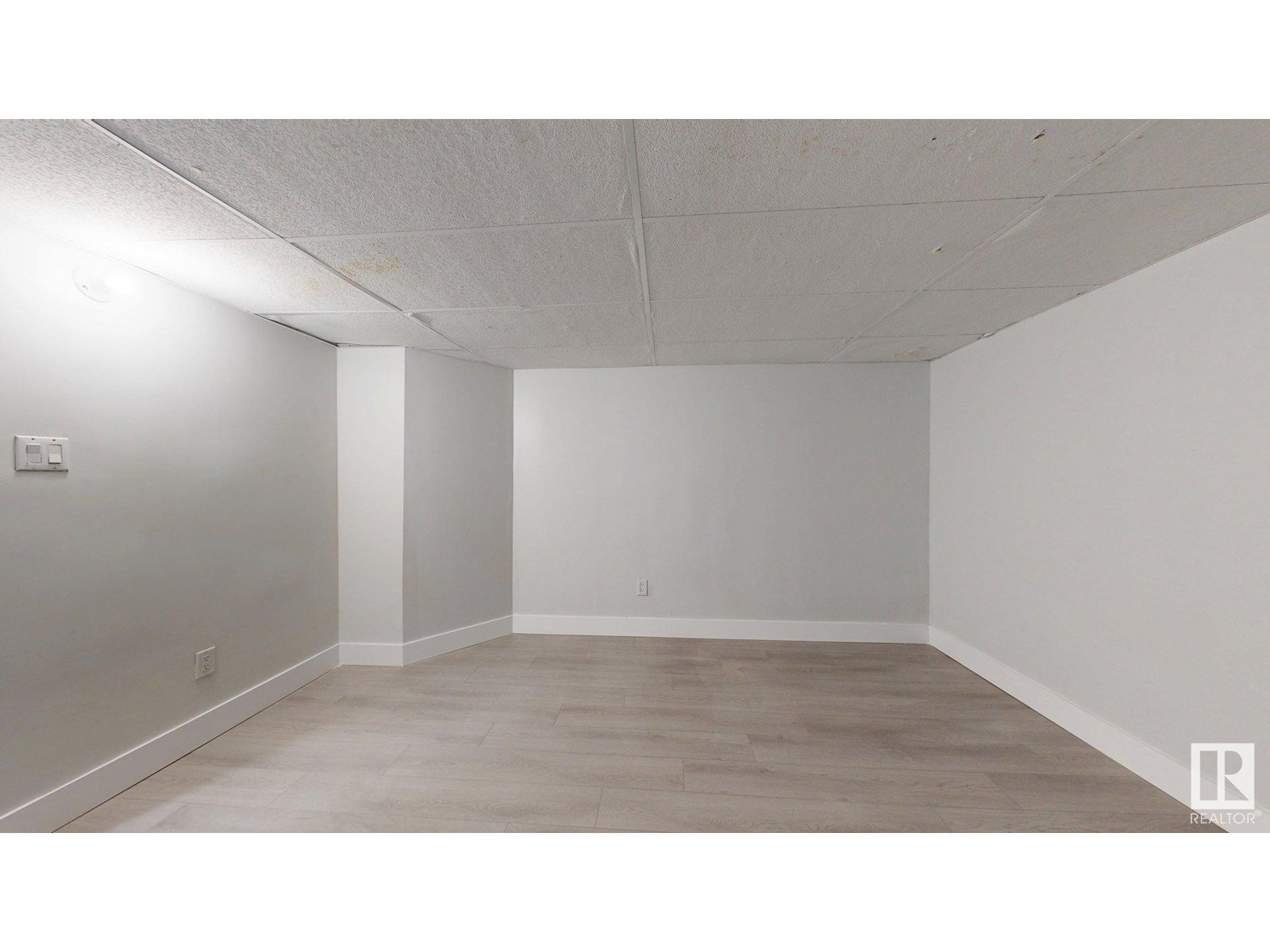 Photo 38 of 1415 49 A St Nw, Edmonton AB