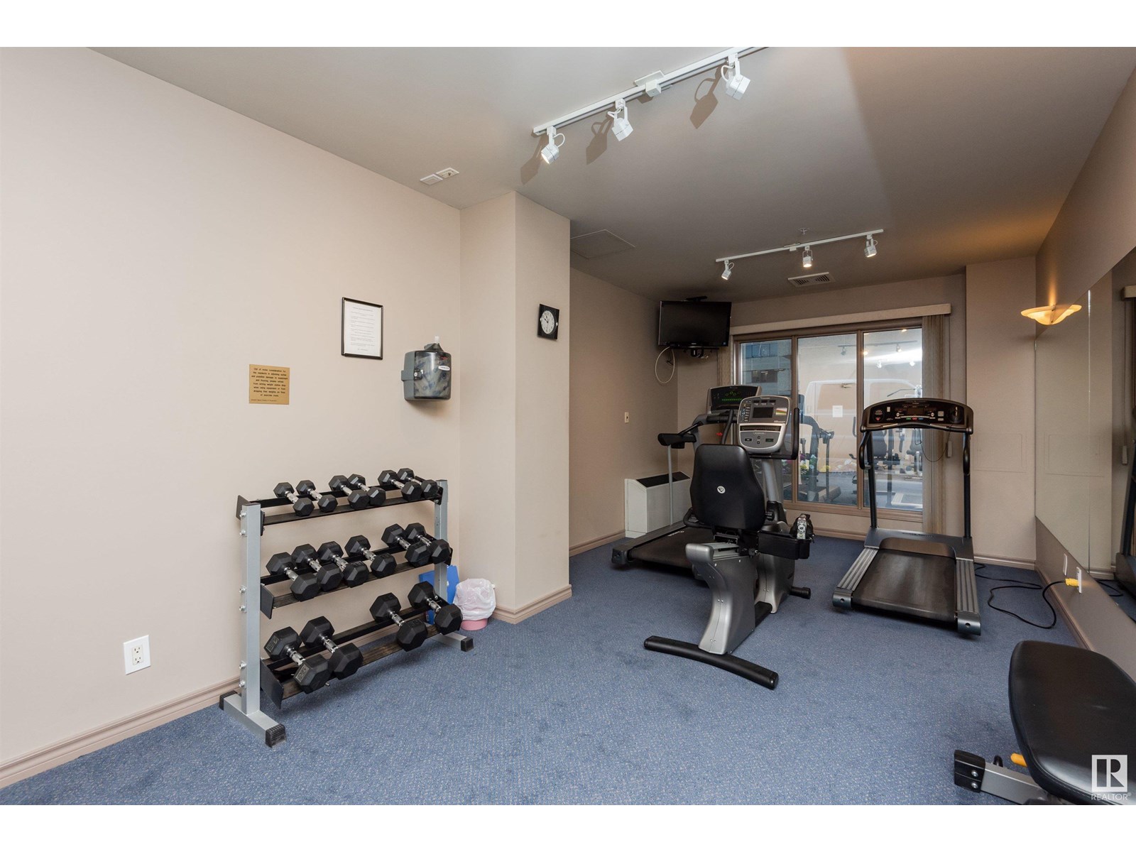 Photo 18 of 202 9741 110 St Nw, Edmonton AB