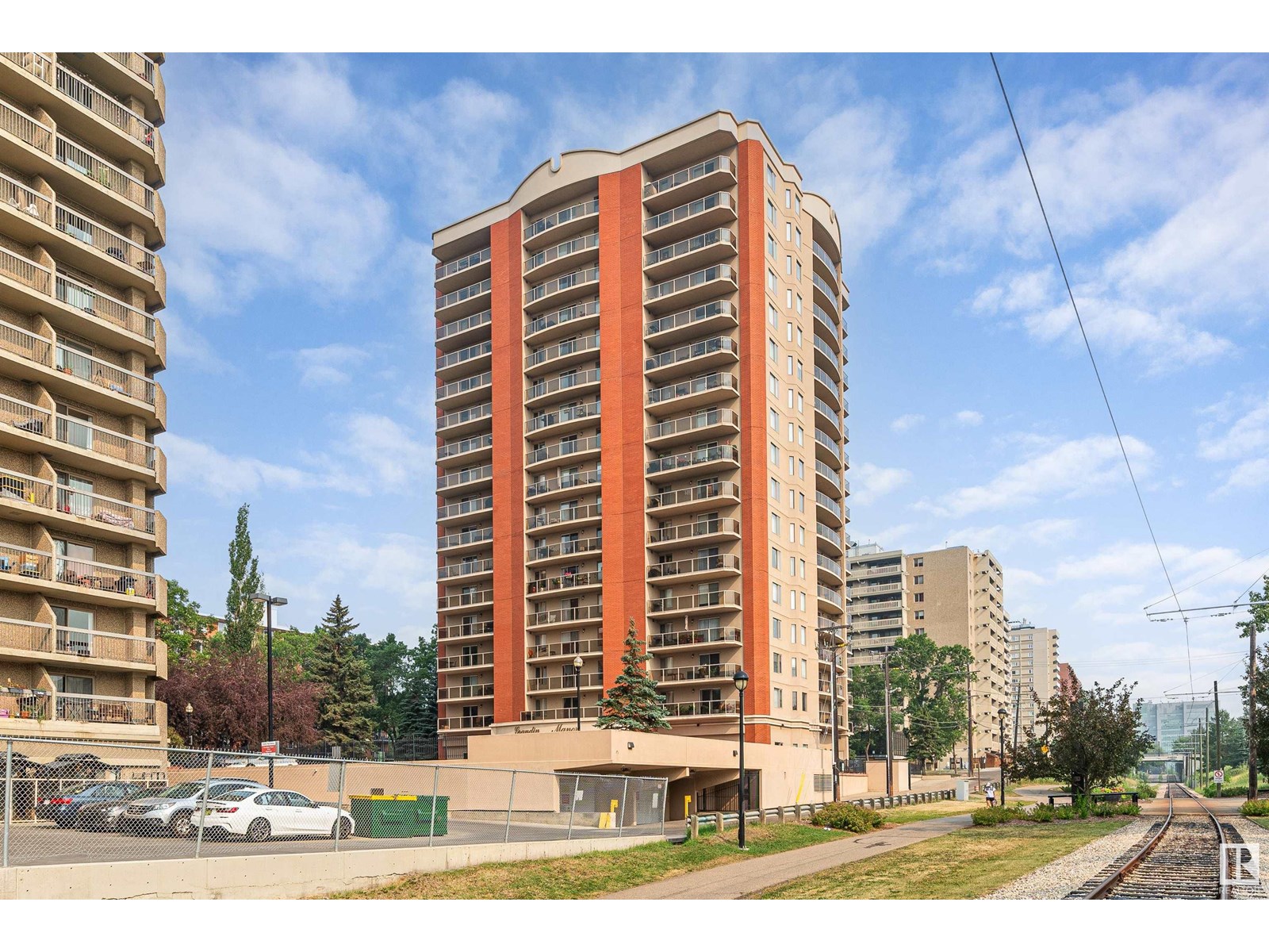 Photo 22 of 202 9741 110 St Nw, Edmonton AB