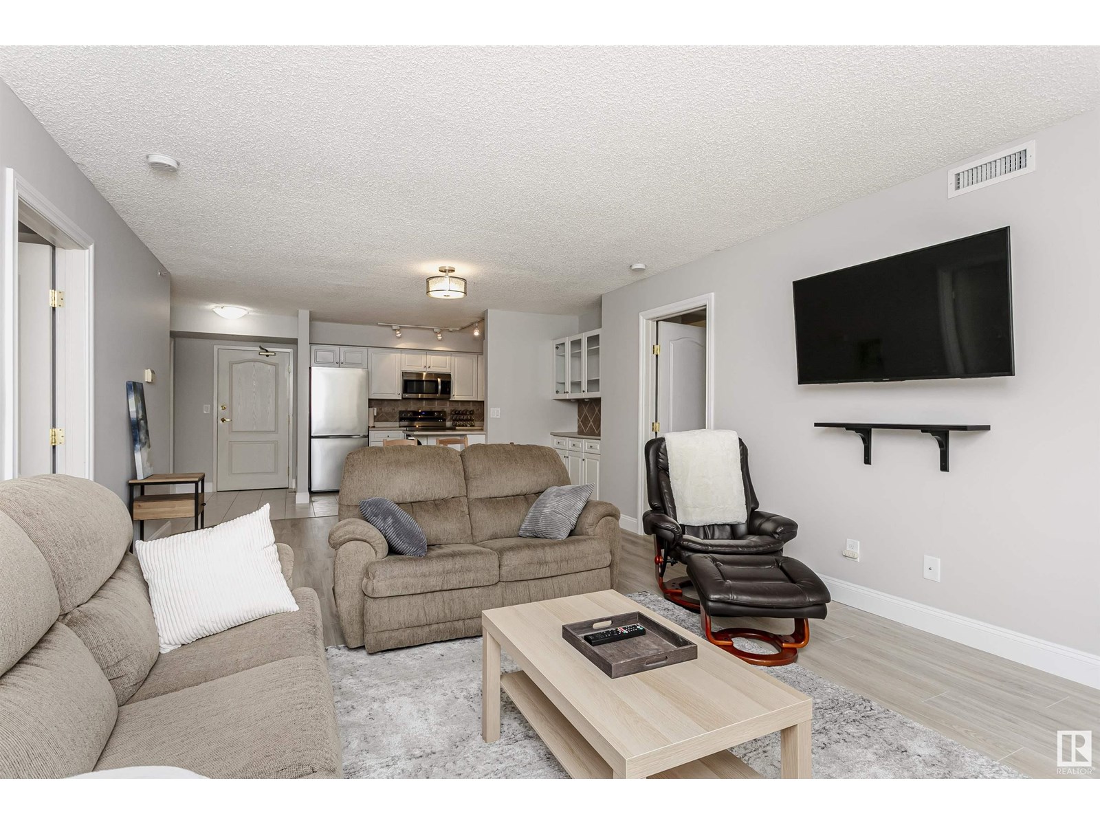 Photo 29 of 202 9741 110 St Nw, Edmonton AB