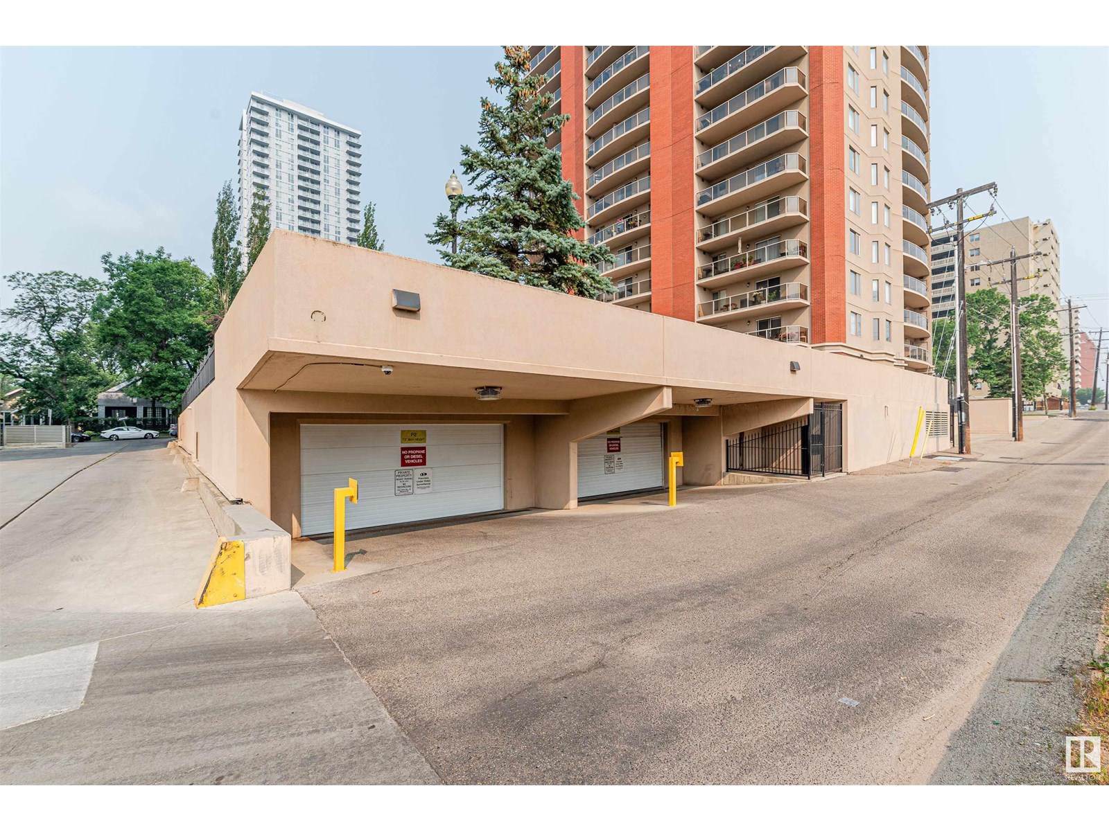 Photo 52 of 202 9741 110 St Nw, Edmonton AB