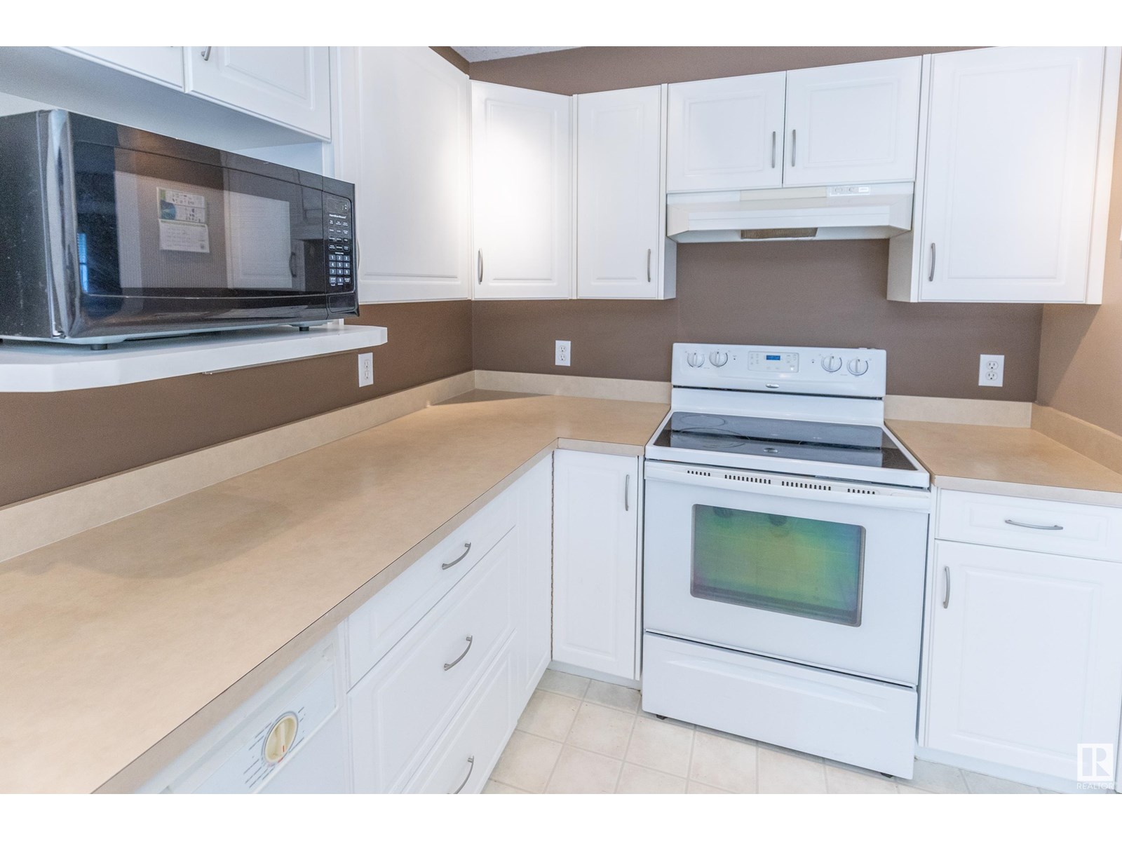 Photo 11 of 84 Ridgepoint Wy, Sherwood Park AB