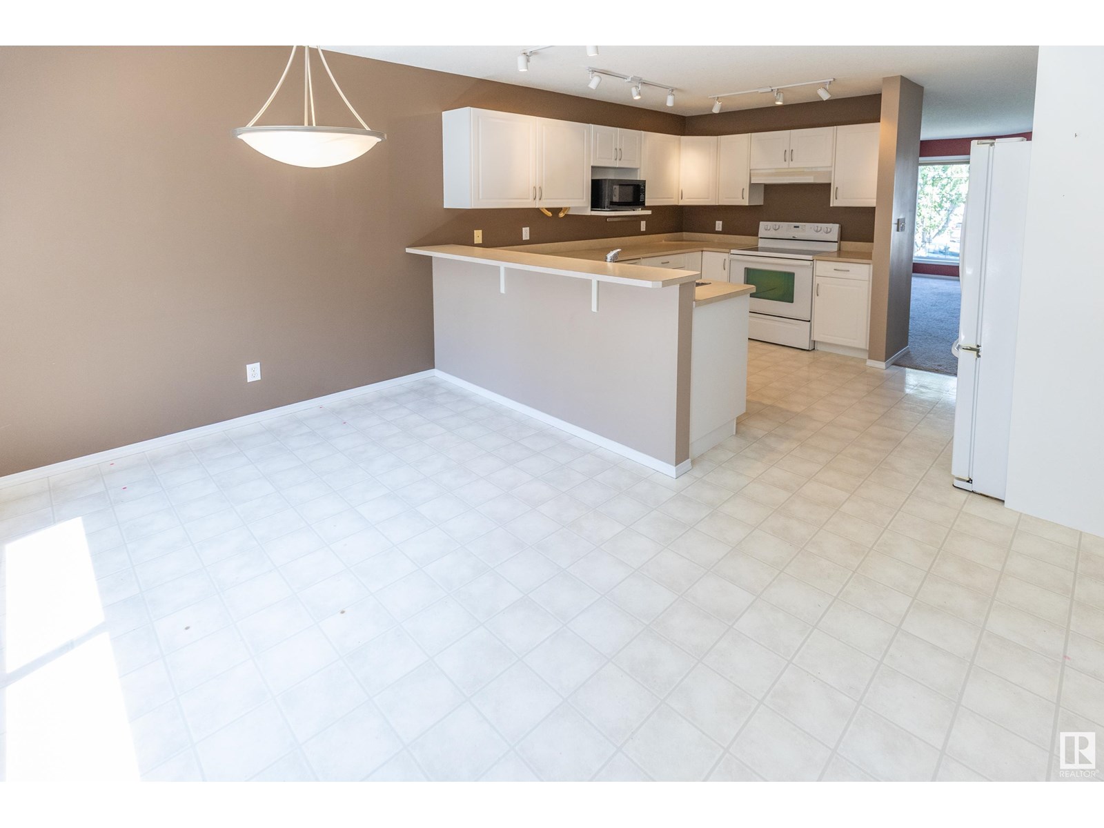 Photo 13 of 84 Ridgepoint Wy, Sherwood Park AB