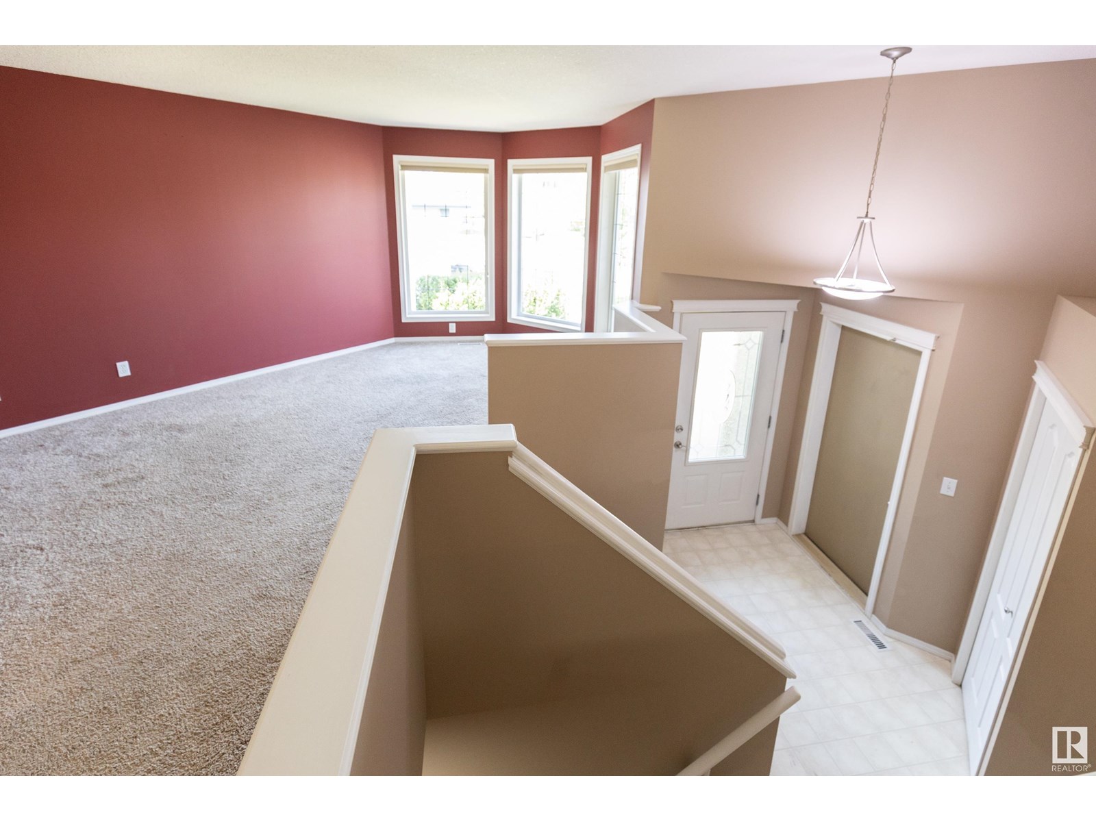 Photo 5 of 84 Ridgepoint Wy, Sherwood Park AB