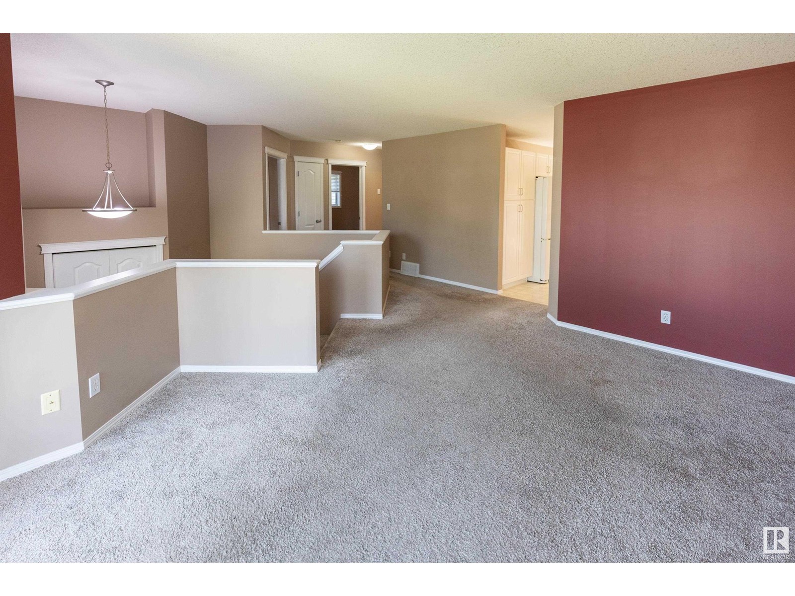 Photo 8 of 84 Ridgepoint Wy, Sherwood Park AB