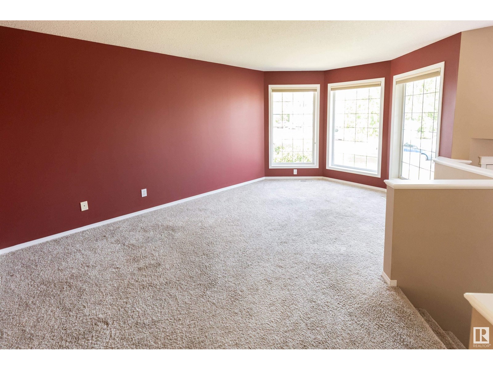 Photo 7 of 84 Ridgepoint Wy, Sherwood Park AB