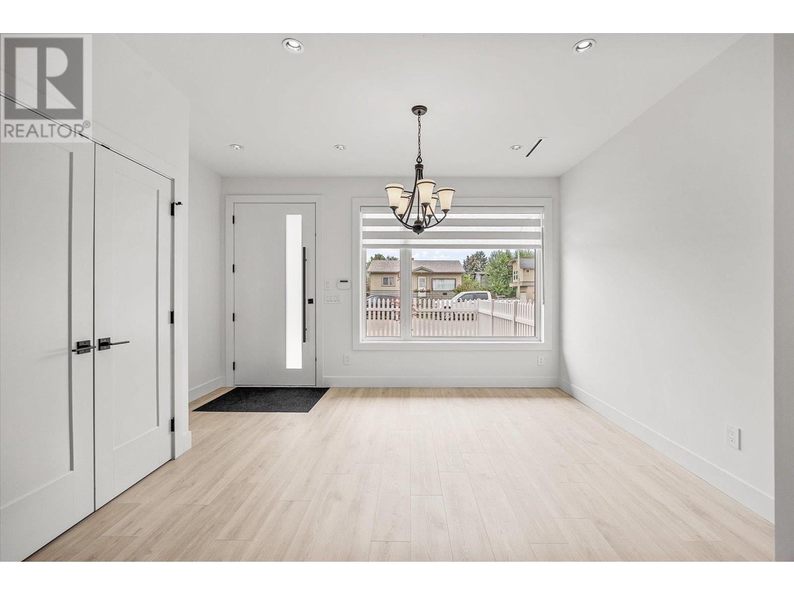 1 840 Grenfell Avenue, Kelowna