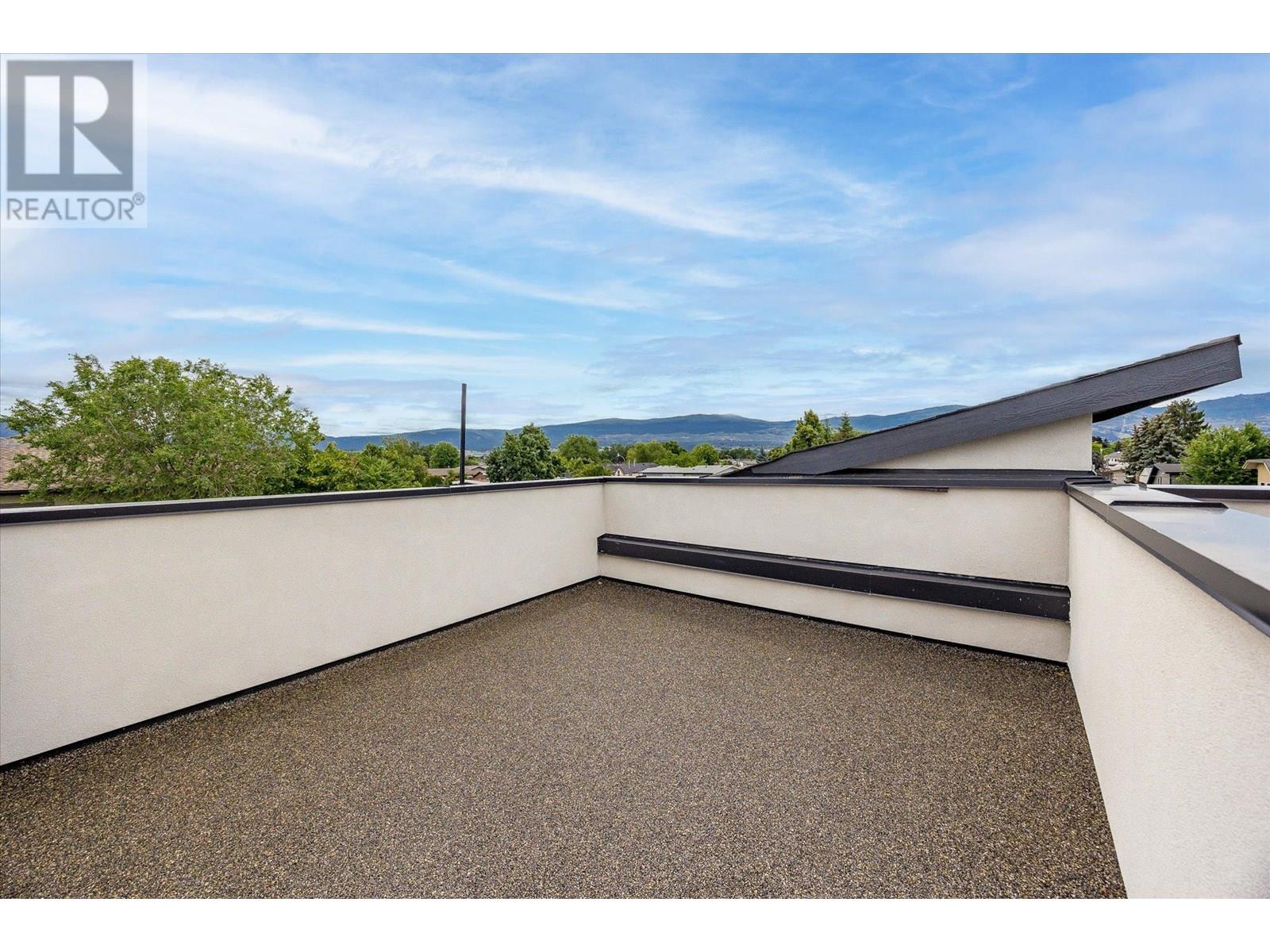 1 840 Grenfell Avenue, Kelowna