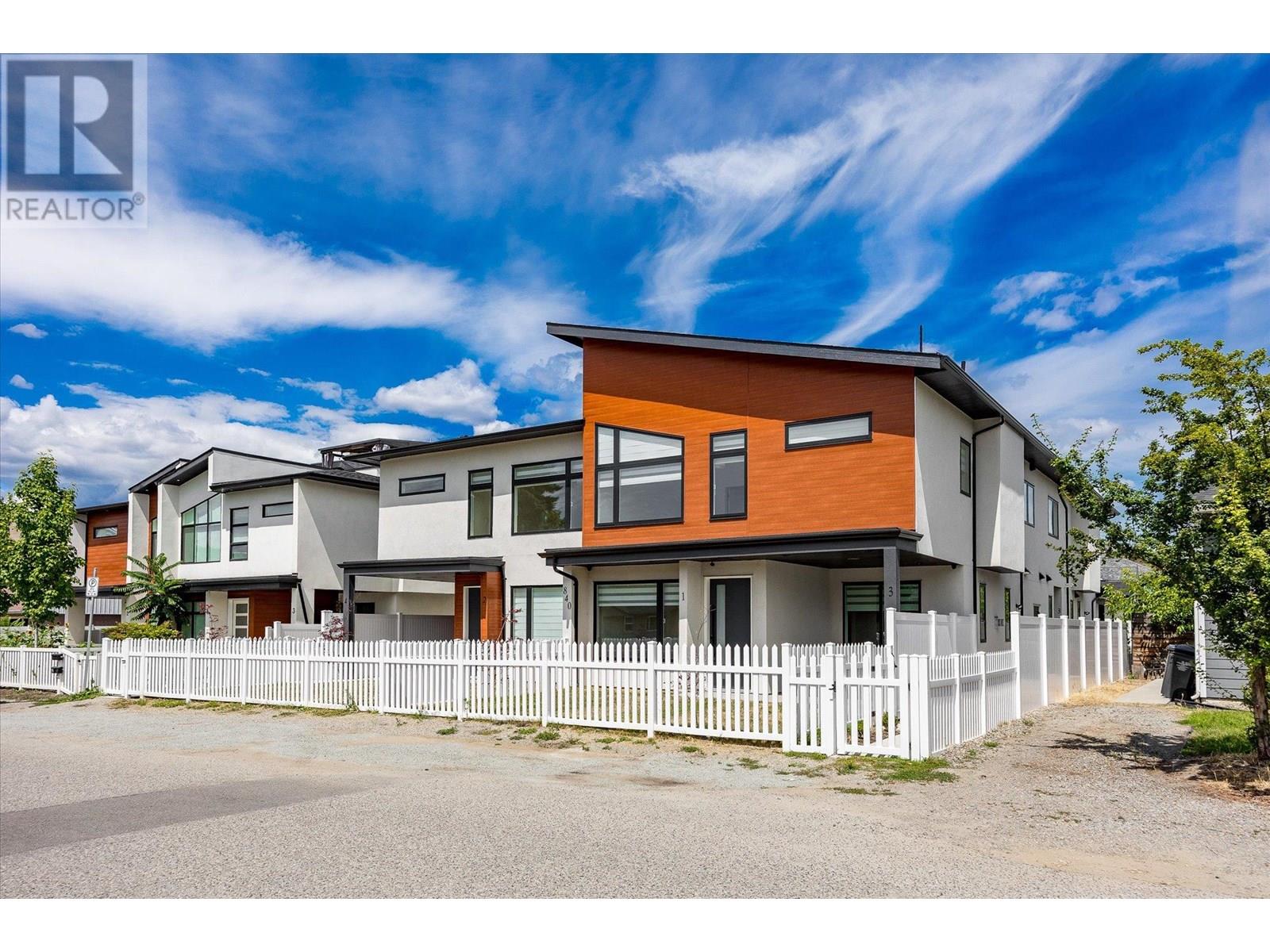 1 840 Grenfell Avenue, Kelowna