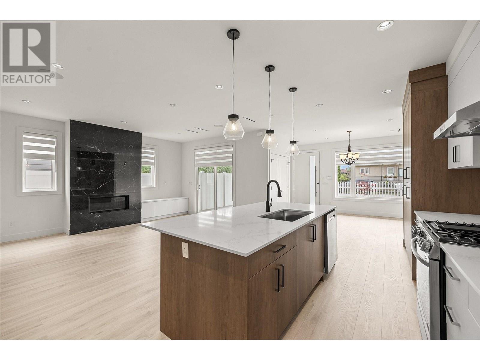 1 840 Grenfell Avenue, Kelowna