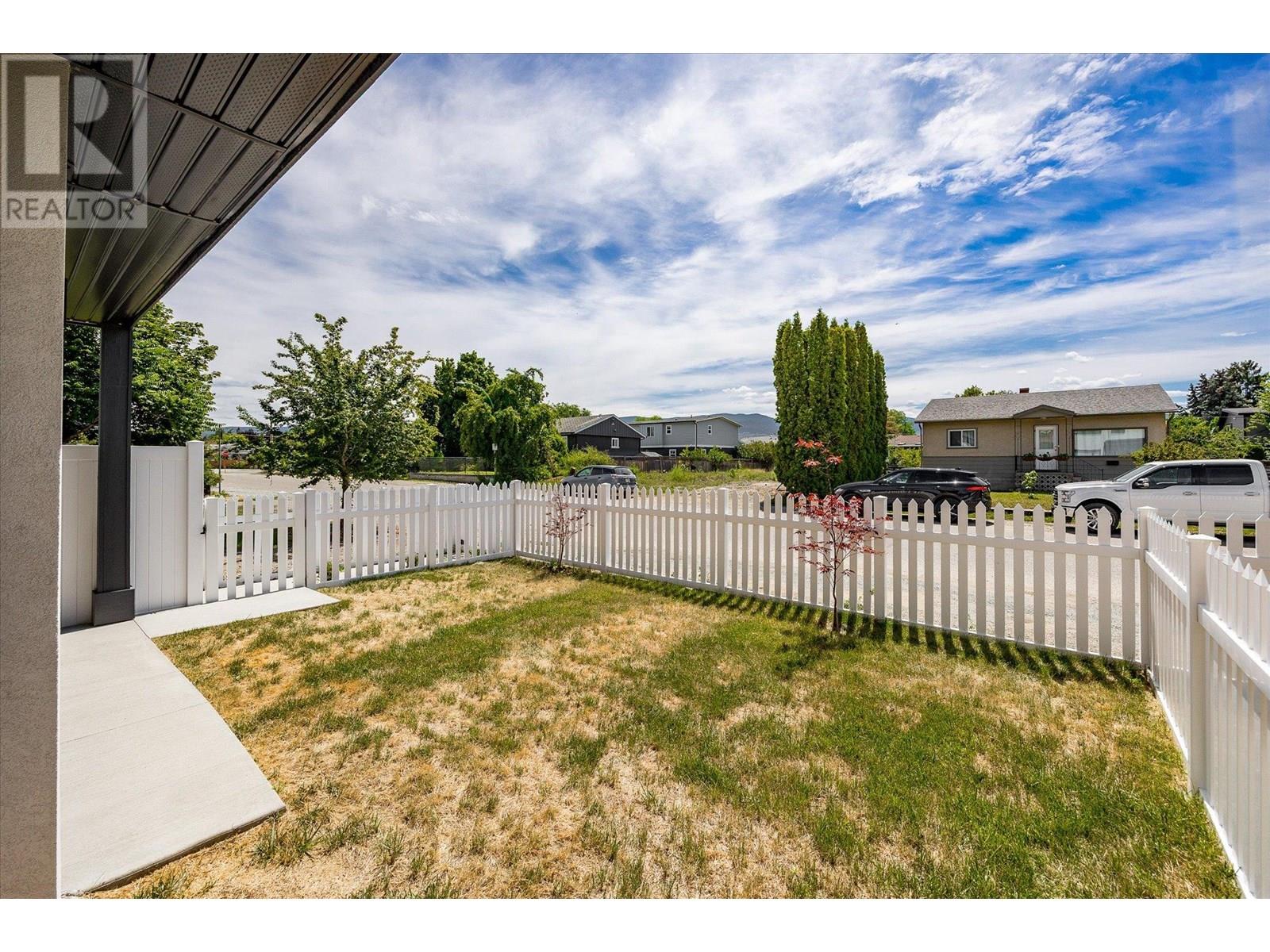 1 840 Grenfell Avenue, Kelowna