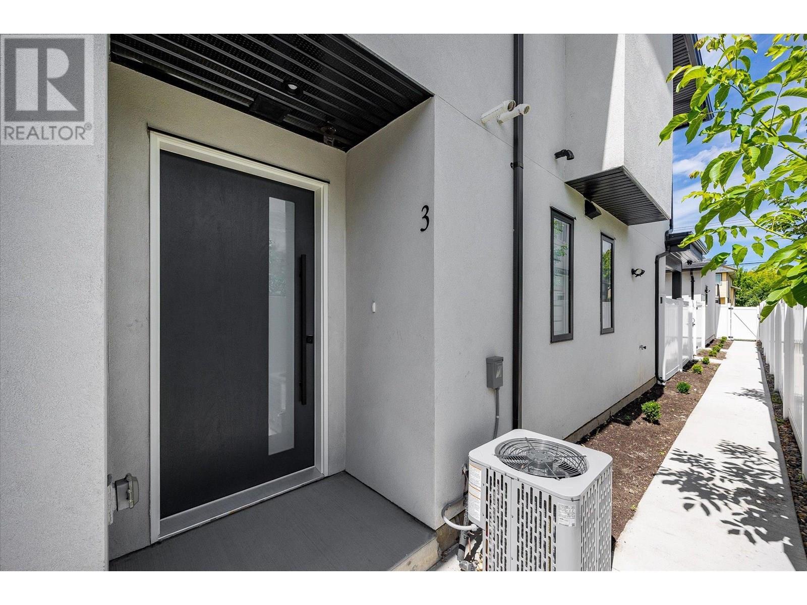 3 840 Grenfell Avenue, Kelowna