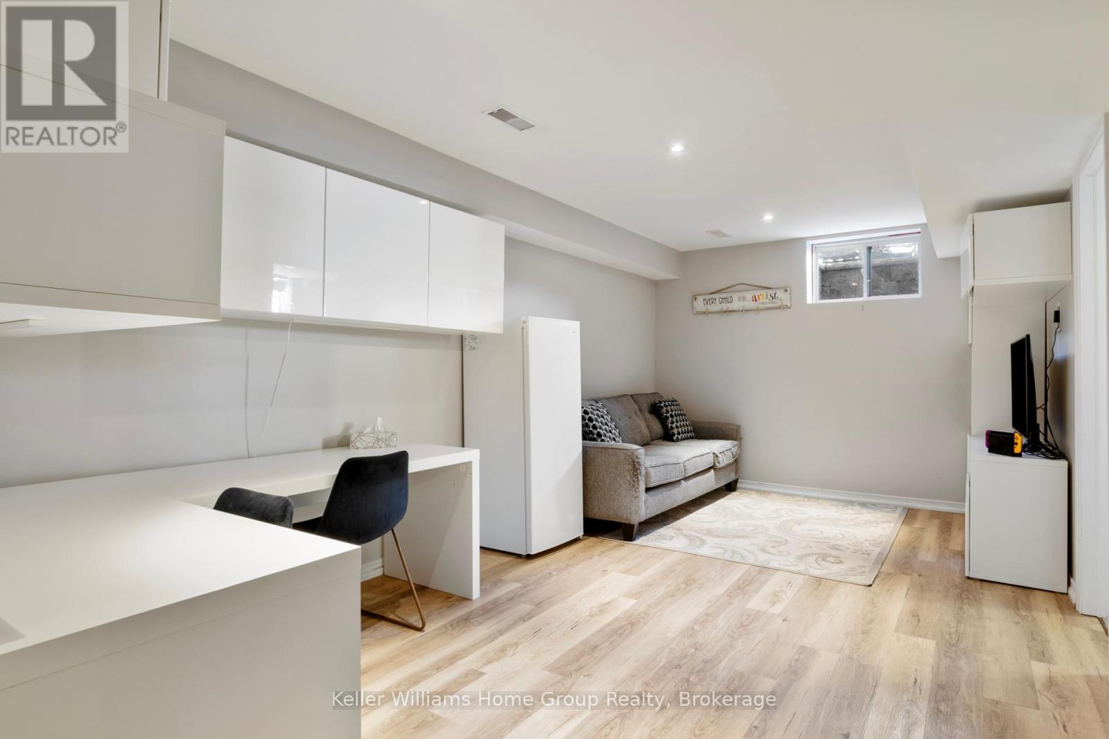 Photo 25 of 115 Courtney Street, Centre Wellington ON