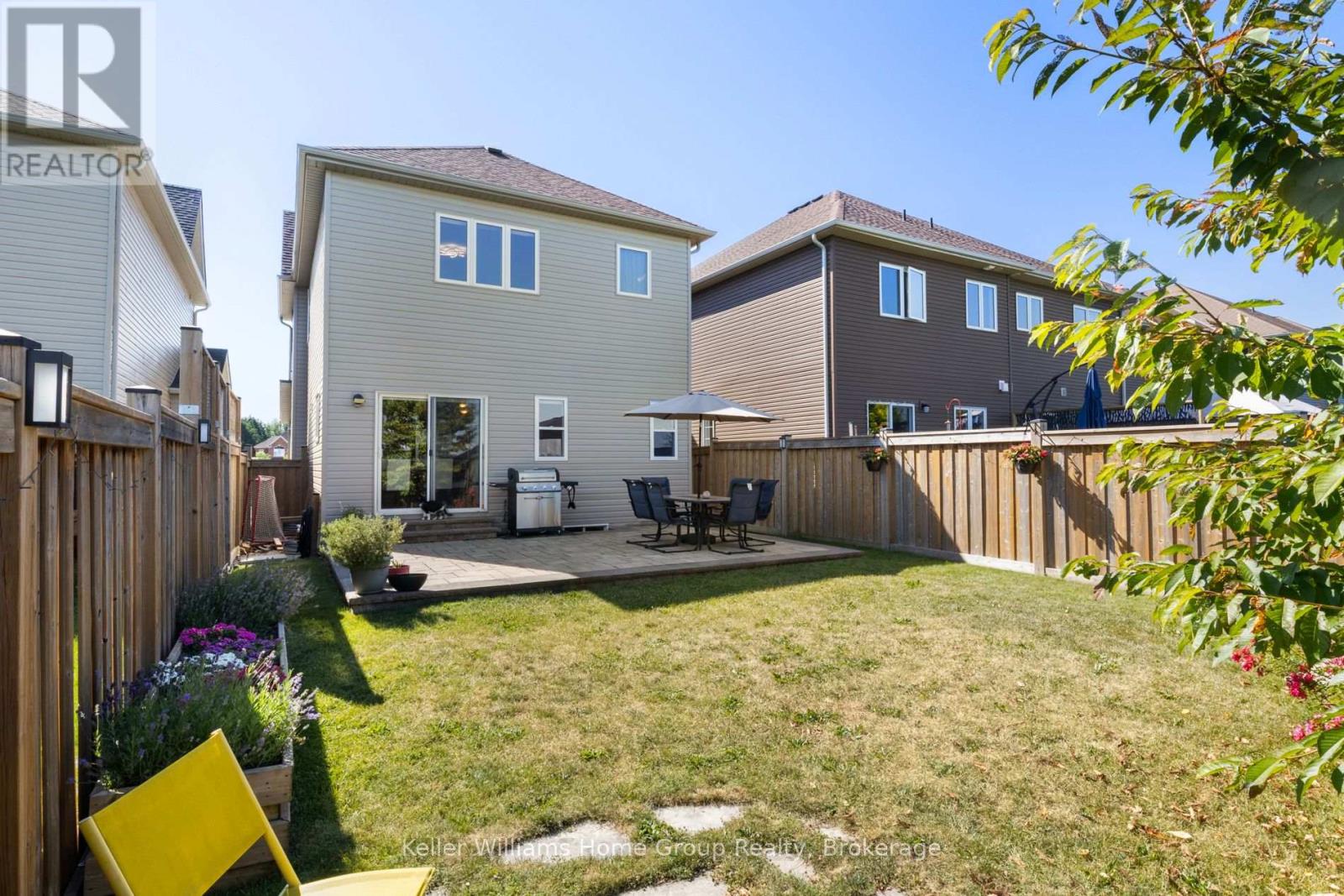 Photo 31 of 115 Courtney Street, Centre Wellington ON