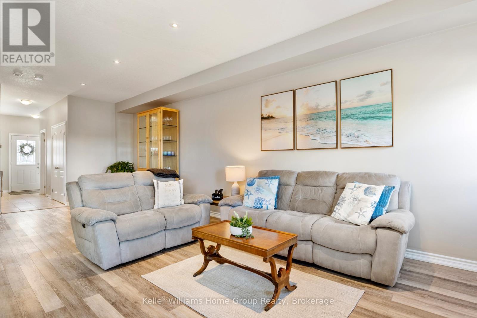 Photo 6 of 115 Courtney Street, Centre Wellington ON