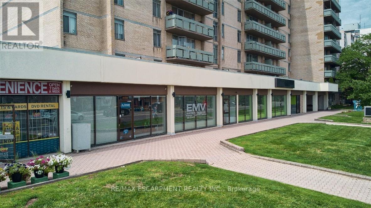 Photo 3 of 2138 King Street E, Hamilton ON