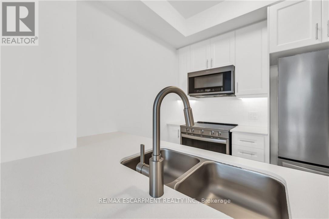 Photo 31 of 335 10 Mallard Trail, Hamilton ON