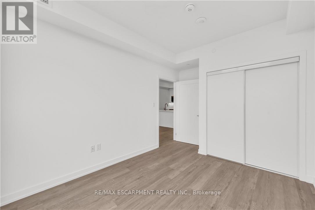 Photo 10 of 335 10 Mallard Trail, Hamilton ON
